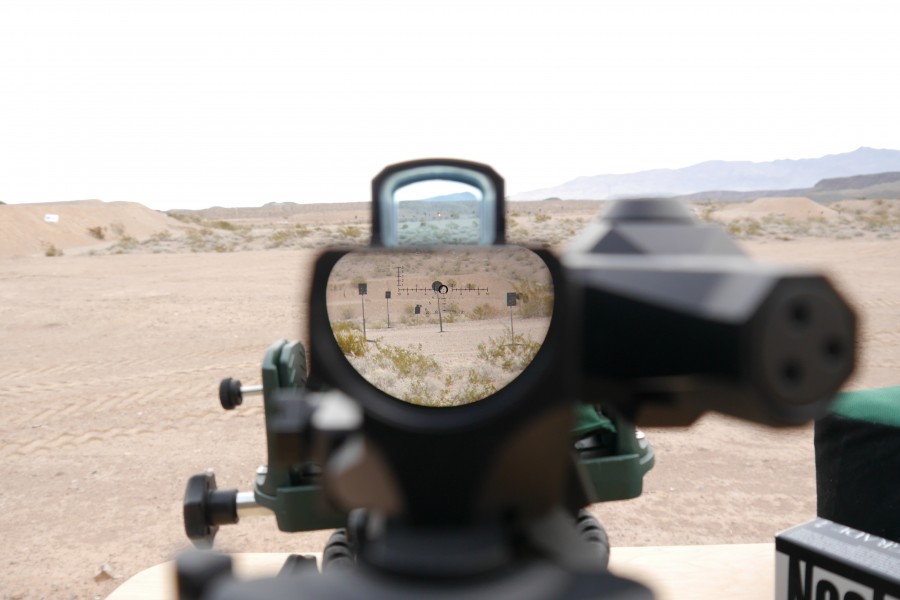 LEUPOLD Dual-Enhanced Optical Sight D-EVO CMR-W-Reticle Scope BK